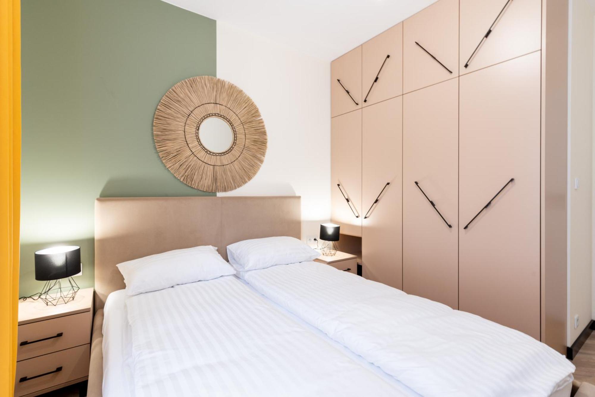 Saska Park Apartments Krasków Eksteriør bilde